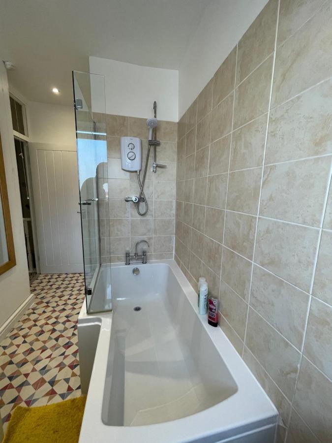 Nottingham Home Stay Экстерьер фото